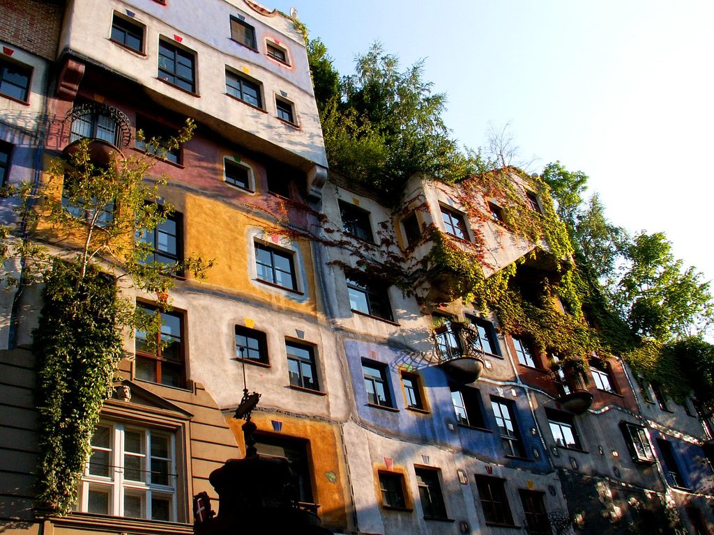 Hundertwasserhaus - architecture insolite