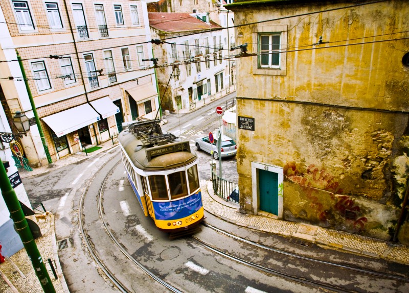Tramway - Lisbonne - Comptoir des Voyages